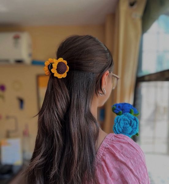 Crochet hair accessories